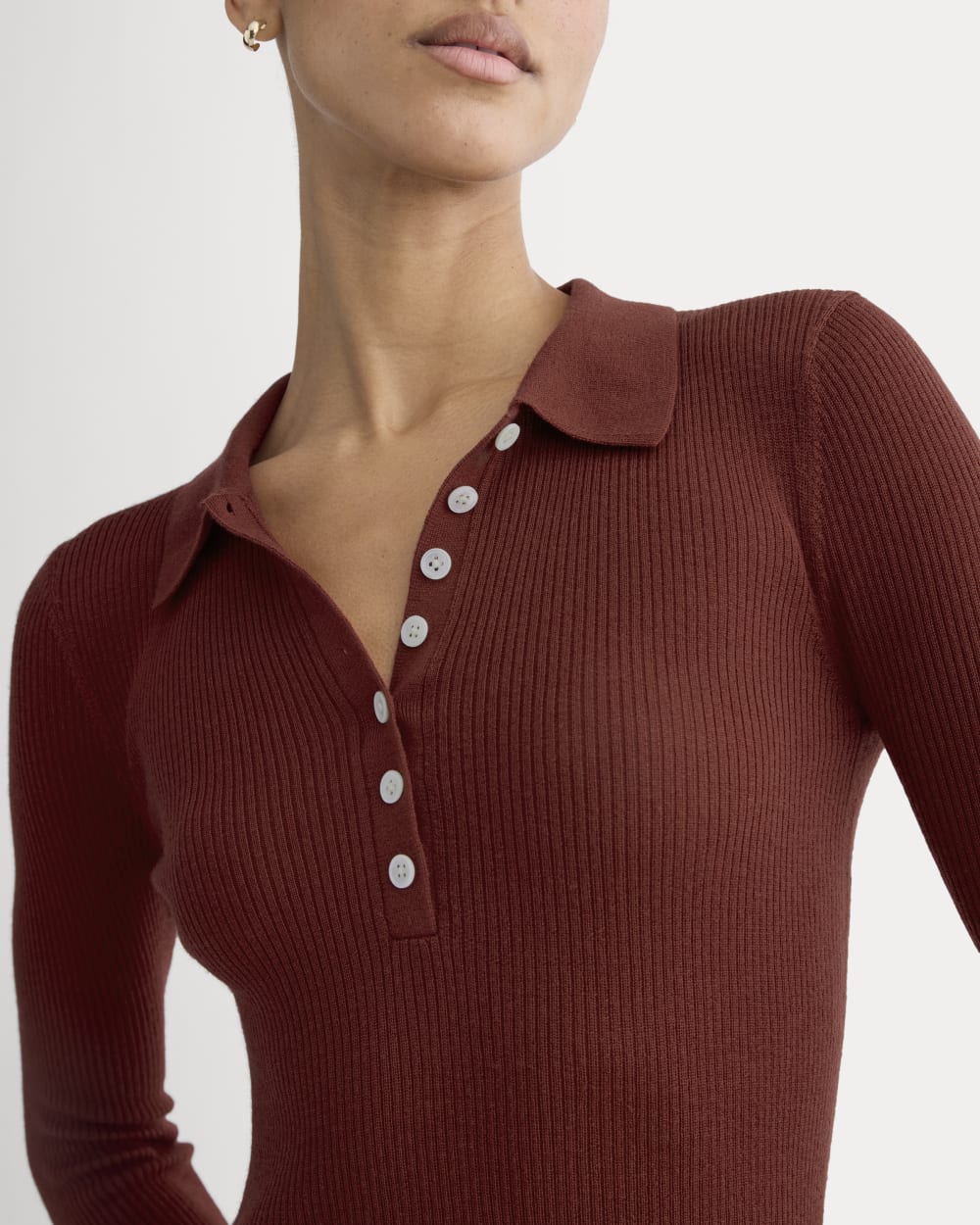 The Polo in Ultrasoft Merino | Merlot - Image 4