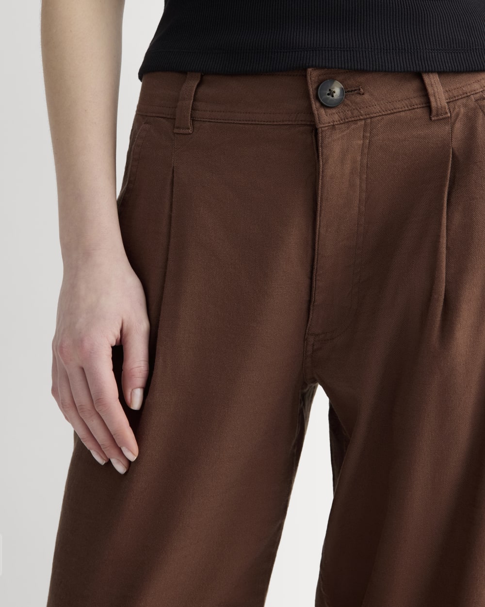 The Everywhere Pant in Stretch Linen | Cedarwood - Image 4
