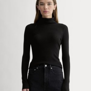 The Turtleneck in Ultrasoft Merino | Black