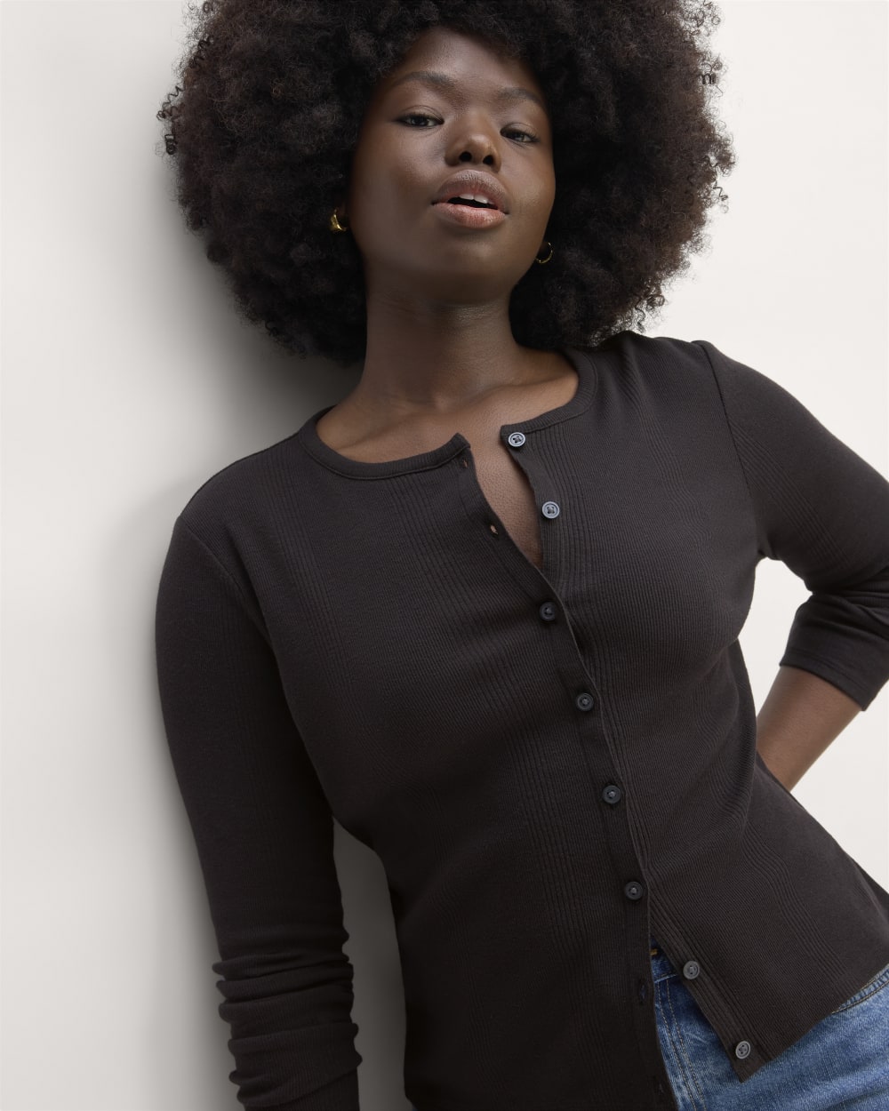 The Vintage Rib Cardigan | Black - Image 4