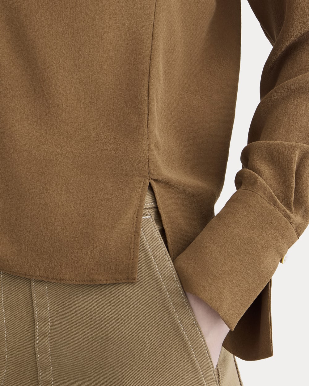 The V-Neck Blouse in Washable Silk | Toffee - Image 4