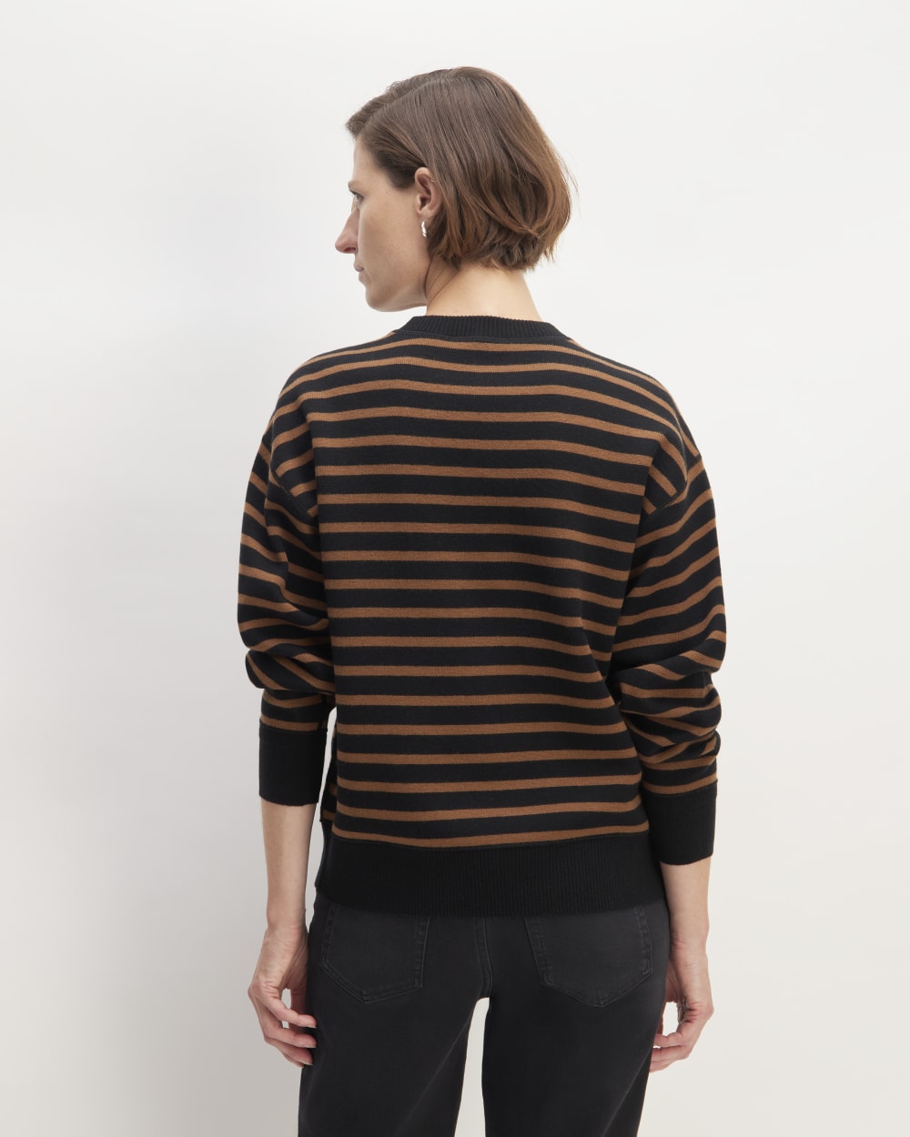 The Cotton-Merino Sweatshirt | Black / Dark Camel - Image 6