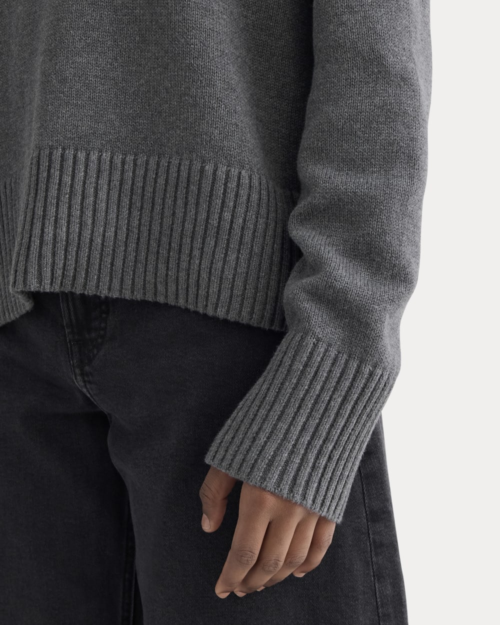 The Boxy Sweater in Everyday Cotton | Heathered Charcoal - Image 4