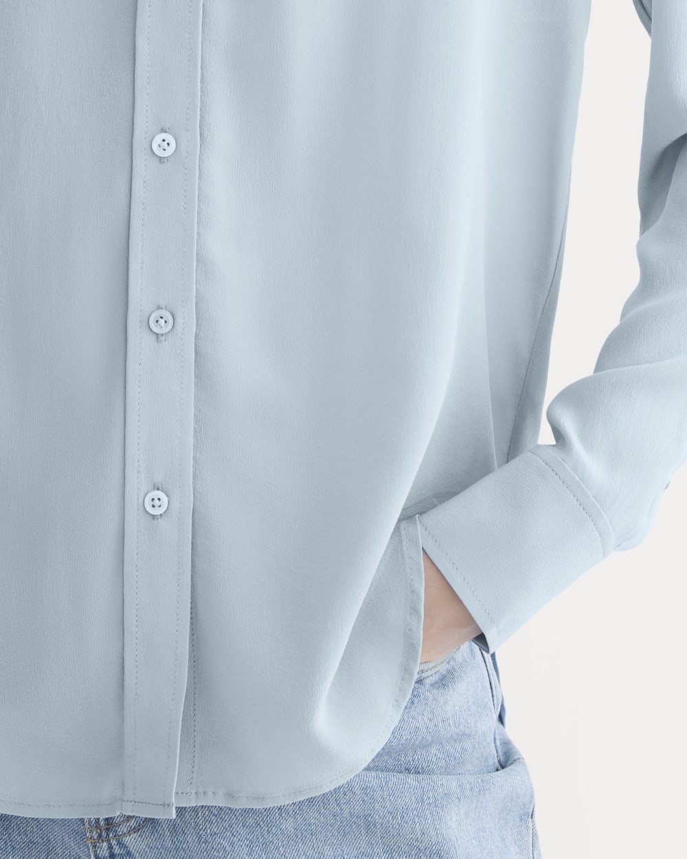 The Must-Have Shirt in Washable Silk | Soft Blue - Image 6