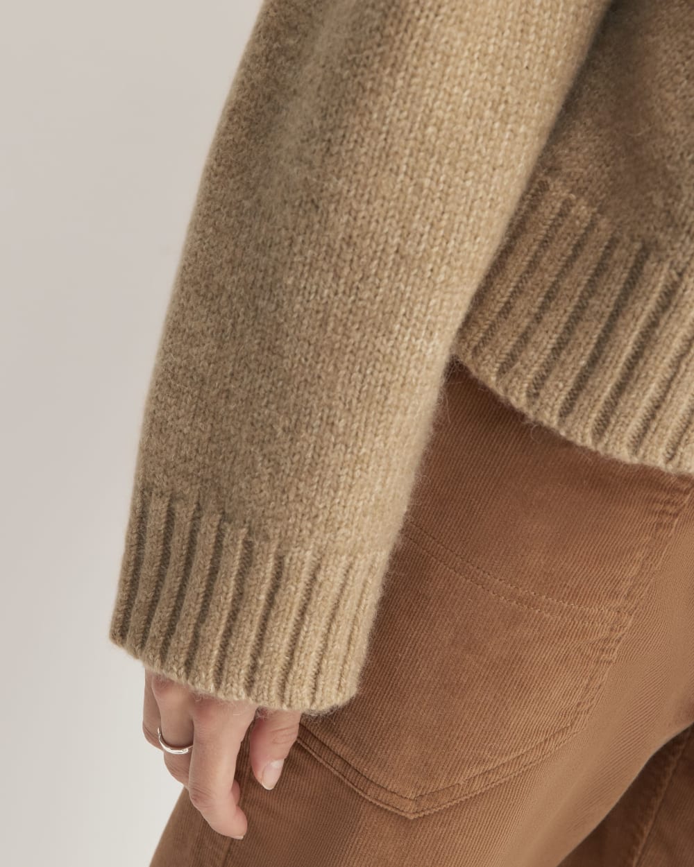 The Cloud Oversized Turtleneck | Tiger's Eye - Image 5
