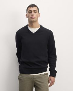 The Cashmere V-Neck Sweater | Black