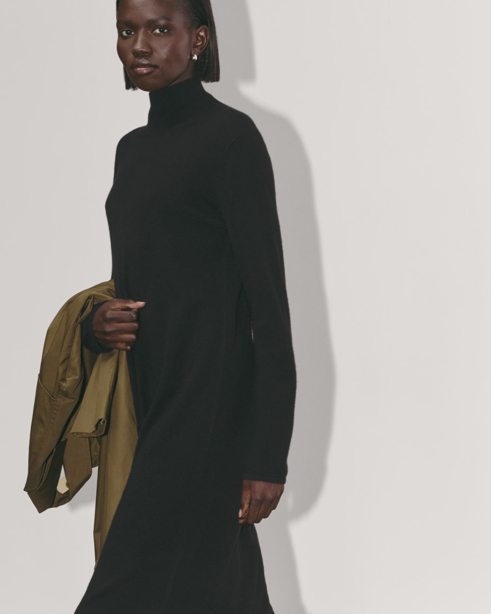 The Turtleneck Sweater Dress in Cashmere | Black - Image 4