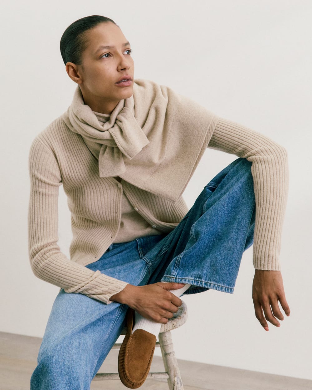 Cashmere Ribbed V-Neck Cardigan | Heather Light Camel - Image 7