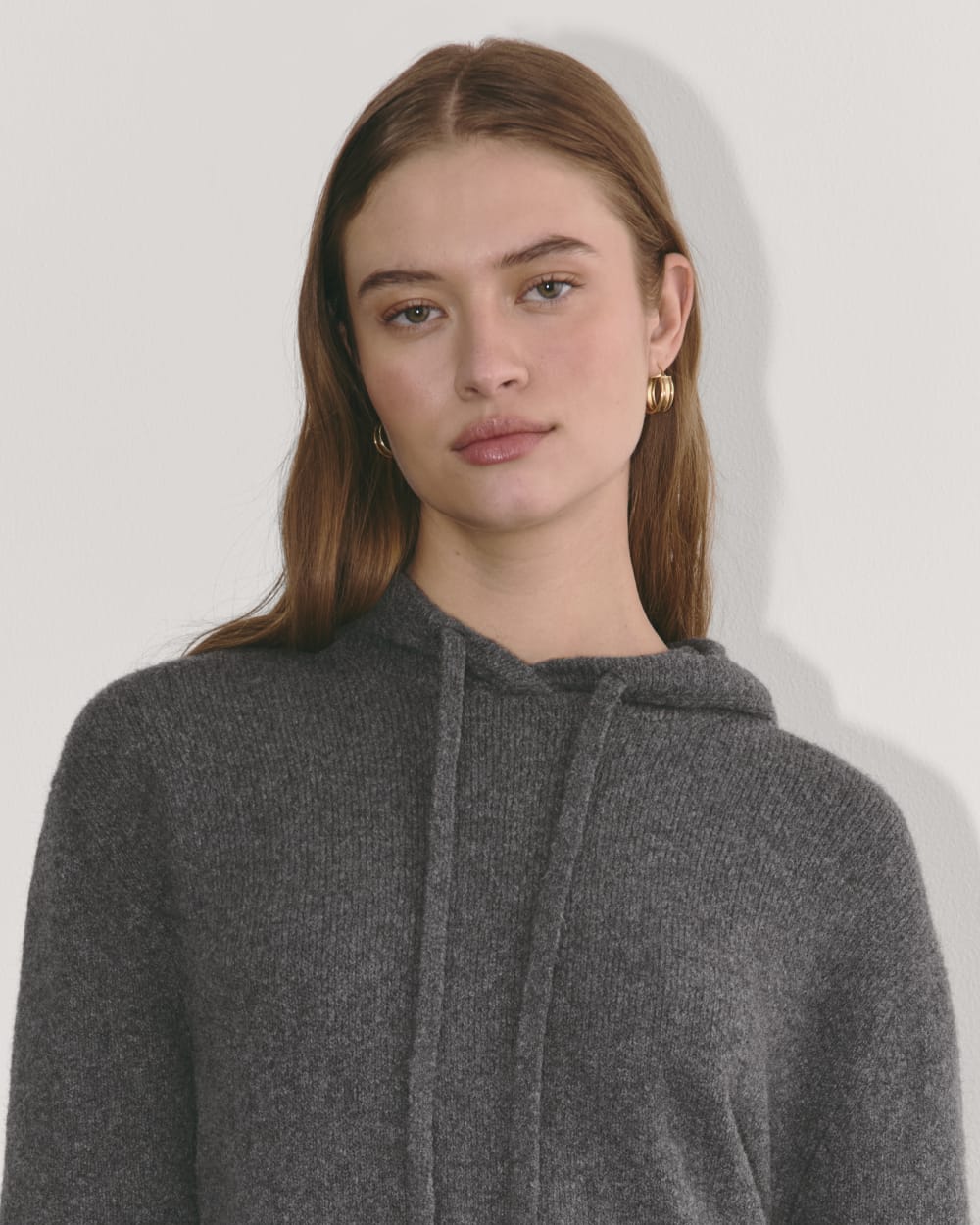 The Oversized Hoodie in Plush Cotton | Charcoal - Image 4