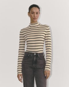 The Funnel Neck in Cotton Cashmere | Powder / Black