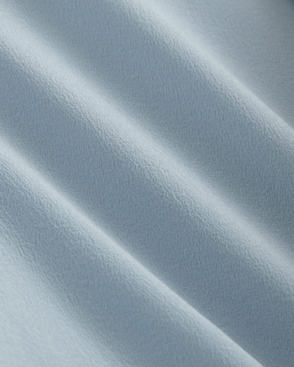 The Must-Have Shirt in Washable Silk | Soft Blue - Image 7