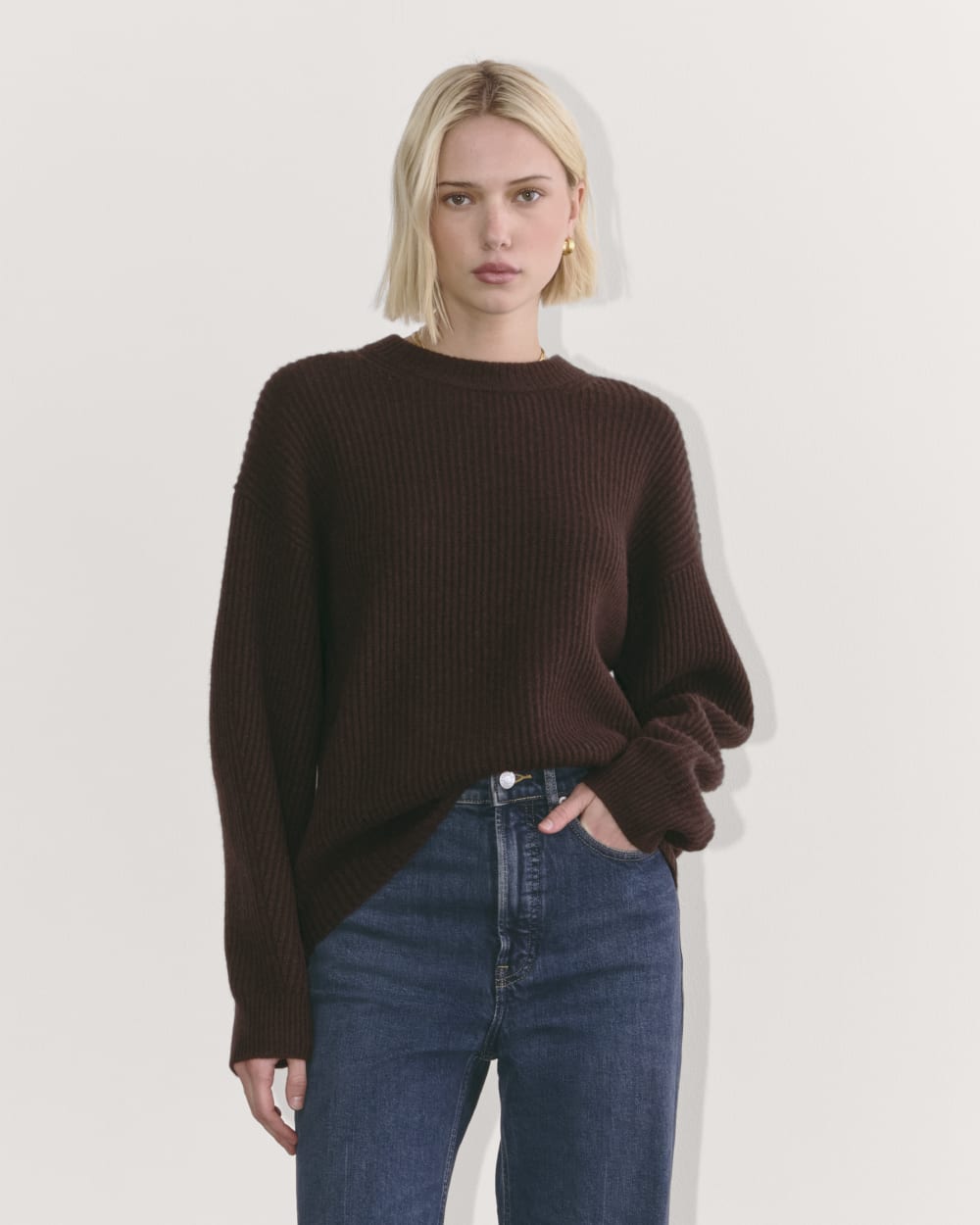 The Cocoon Crew in Wool Cashmere | Americano